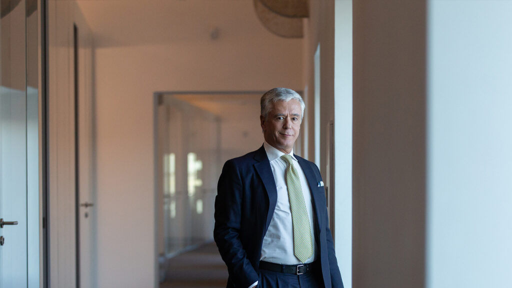 Pedro Pais de Almeida fala sobre sobre a internacionalização das sociedades de advogados no 4.º Congresso FALP em Macau