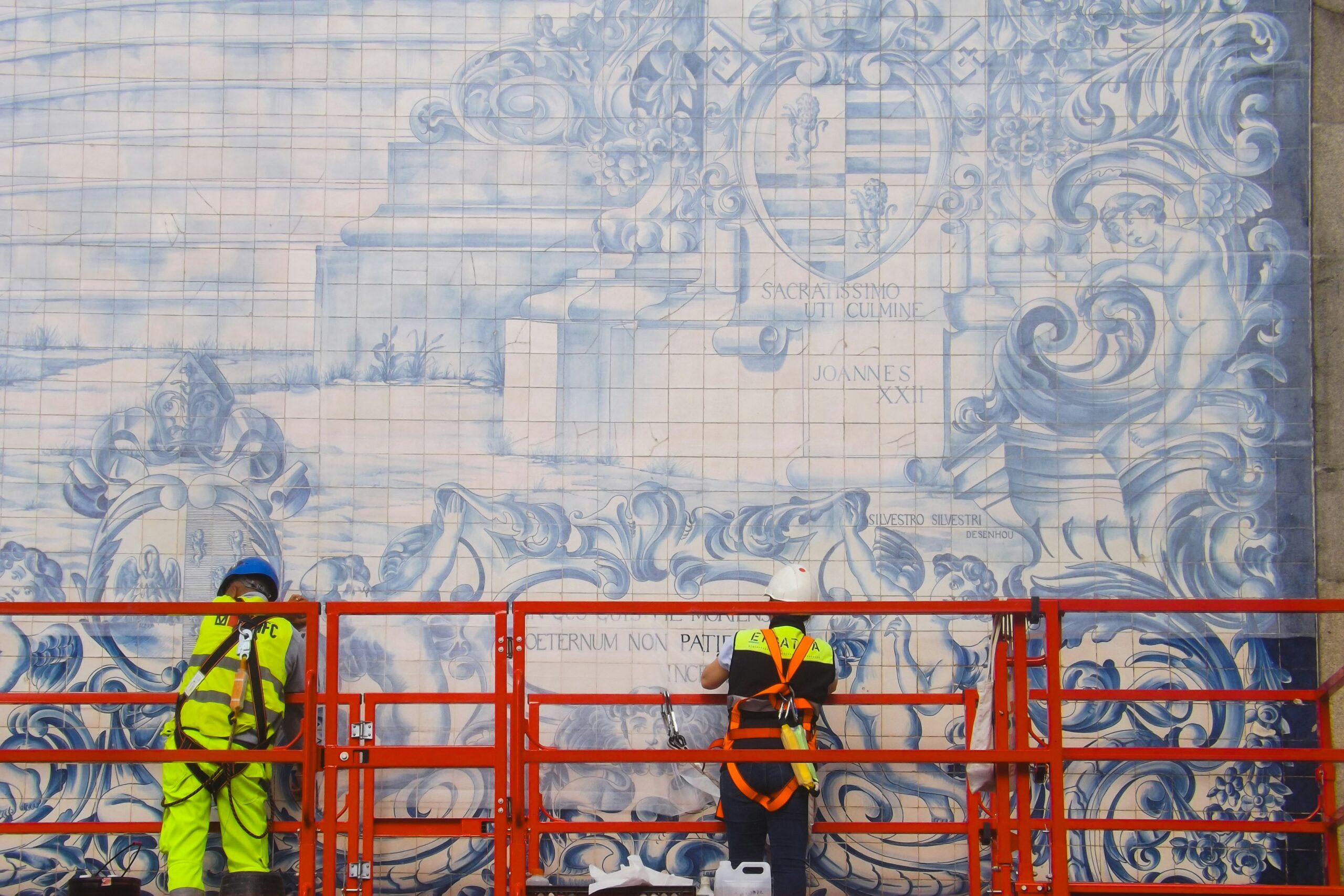 Reconstruir o Futuro